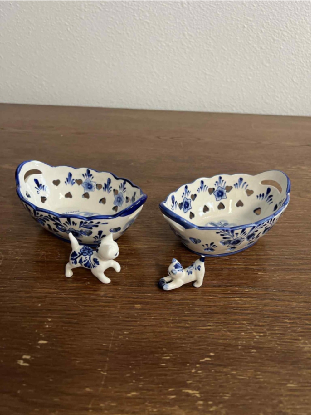 Vintage Delft Blue Holland Cat Basket Sets Hand Painted Porcelain Lot X2 Damaged